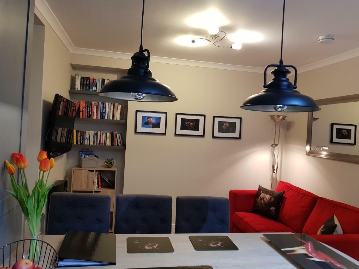 Smart & Cozy Holiday Apartment In The City Centre Inverness Zewnętrze zdjęcie
