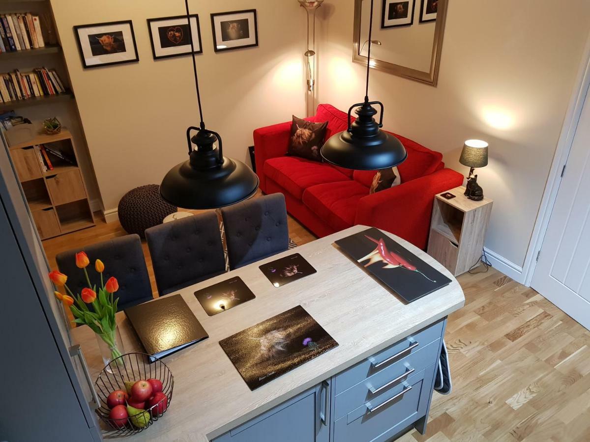 Smart & Cozy Holiday Apartment In The City Centre Inverness Zewnętrze zdjęcie