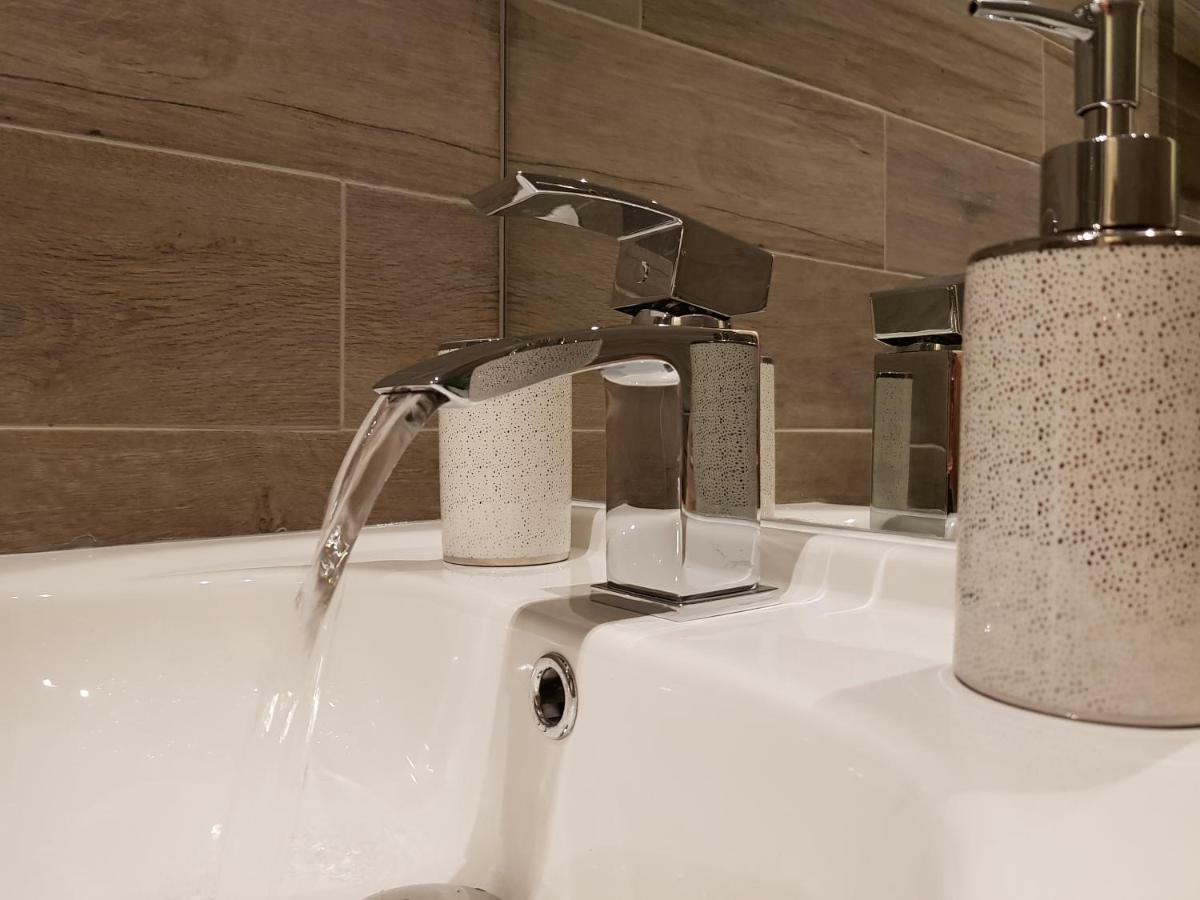 Smart & Cozy Holiday Apartment In The City Centre Inverness Zewnętrze zdjęcie